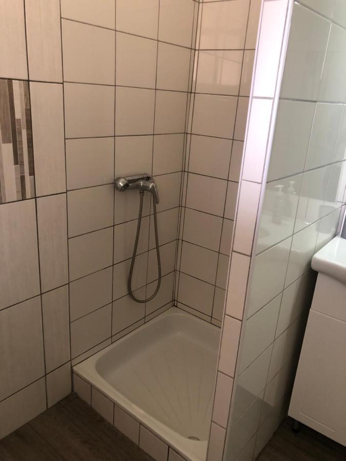 Tisza-Kert Apartmanok Tiszafured Luaran gambar